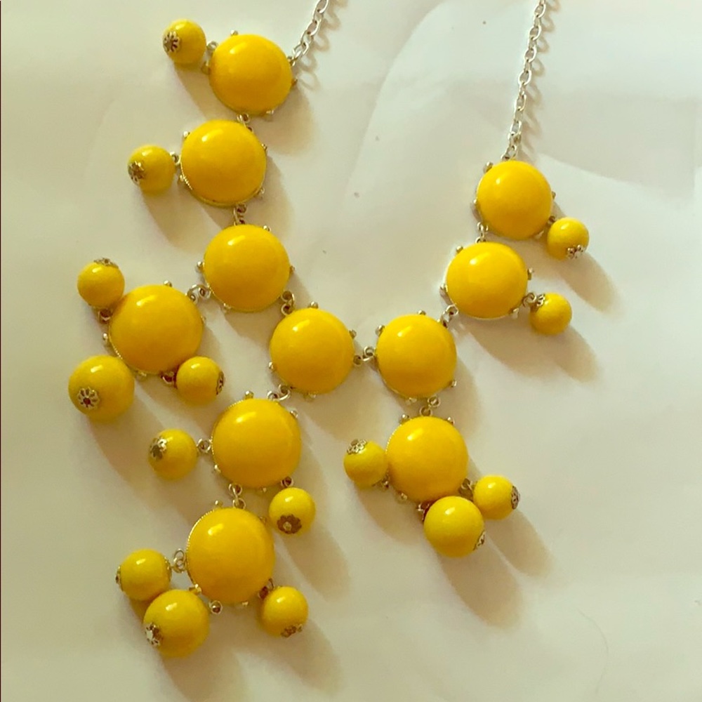Statement necklace
